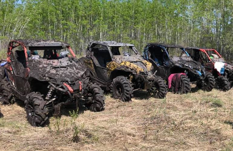 ​Buyer's Guide: What do I need to know before buying a winch for my Can-Am UTV?