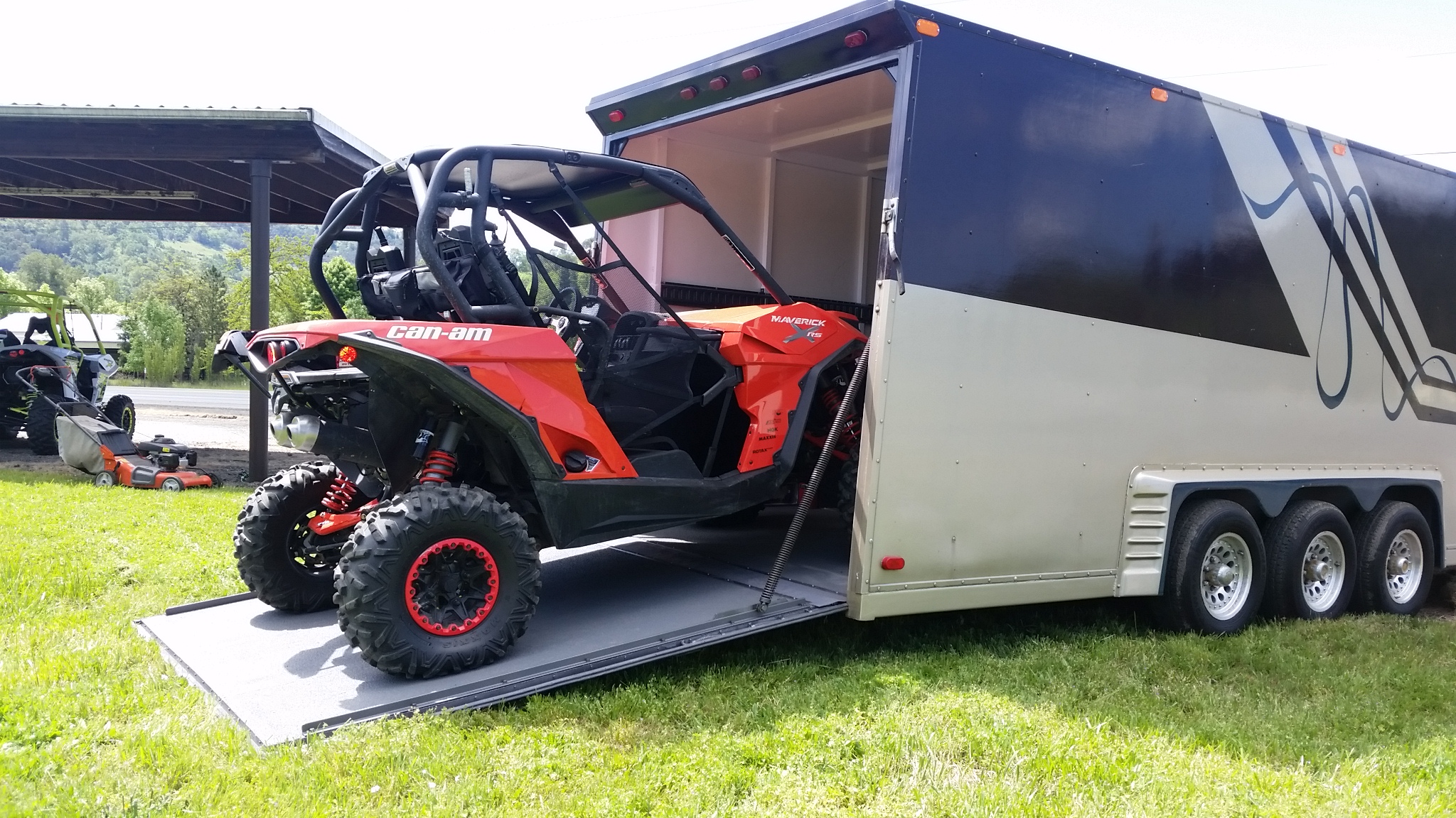 Protecting Your Can-Am Side-By-Side When Trailering